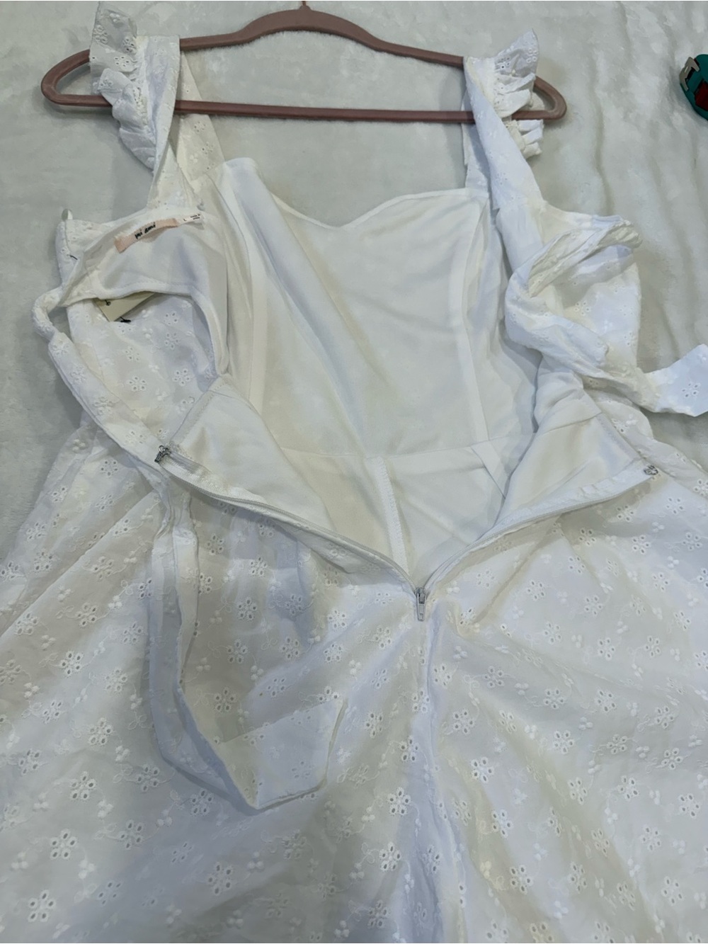 Francesca’s White Eyelet Romper Large Ruffle Strap Tie Back Cottagecore NWT - Picture 6 of 10